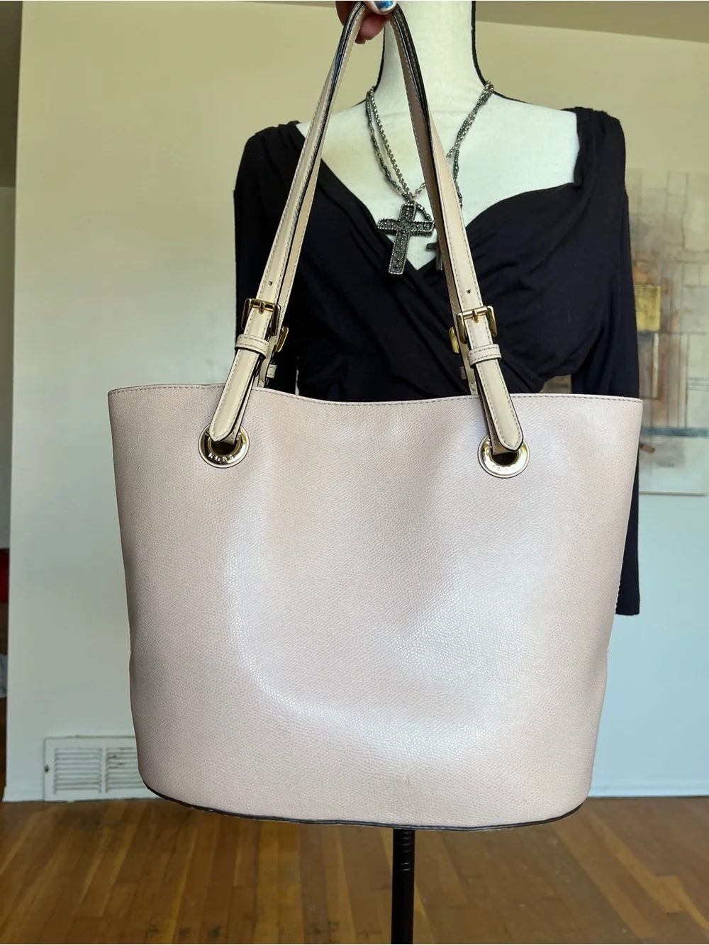 Michael Kors pink leather tote - Picture 6 of 16